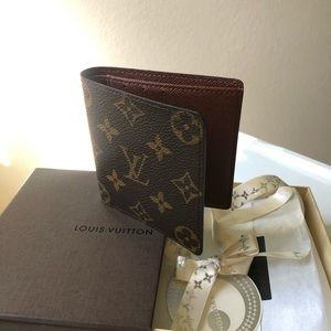 LOUIS VUITTON monogram billfold wallet